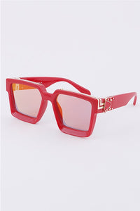 Exotic Square Frame Shades